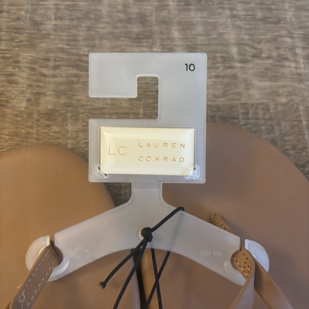 LC Lauren Conrad Tan Flip-Flop Sandals - Picture 2 of 5